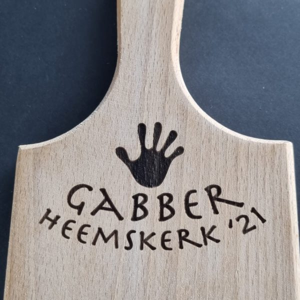 Tapasplank beukenhout gegraveerd (65x18x1,5cm)